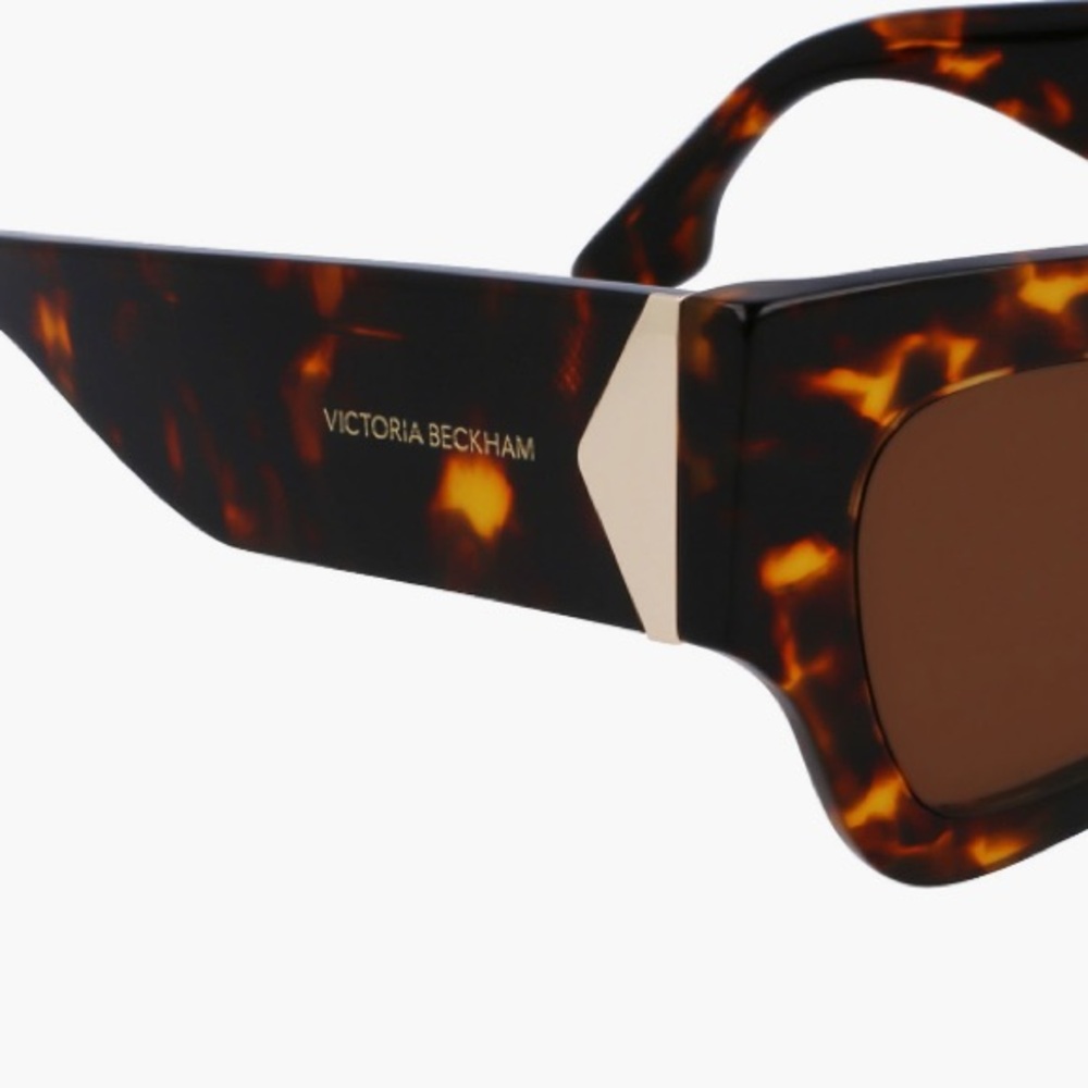 Victoria Beckham Tortoise 52 mm V Plaque Butterfly Sunglasses - Picture 3 of 4